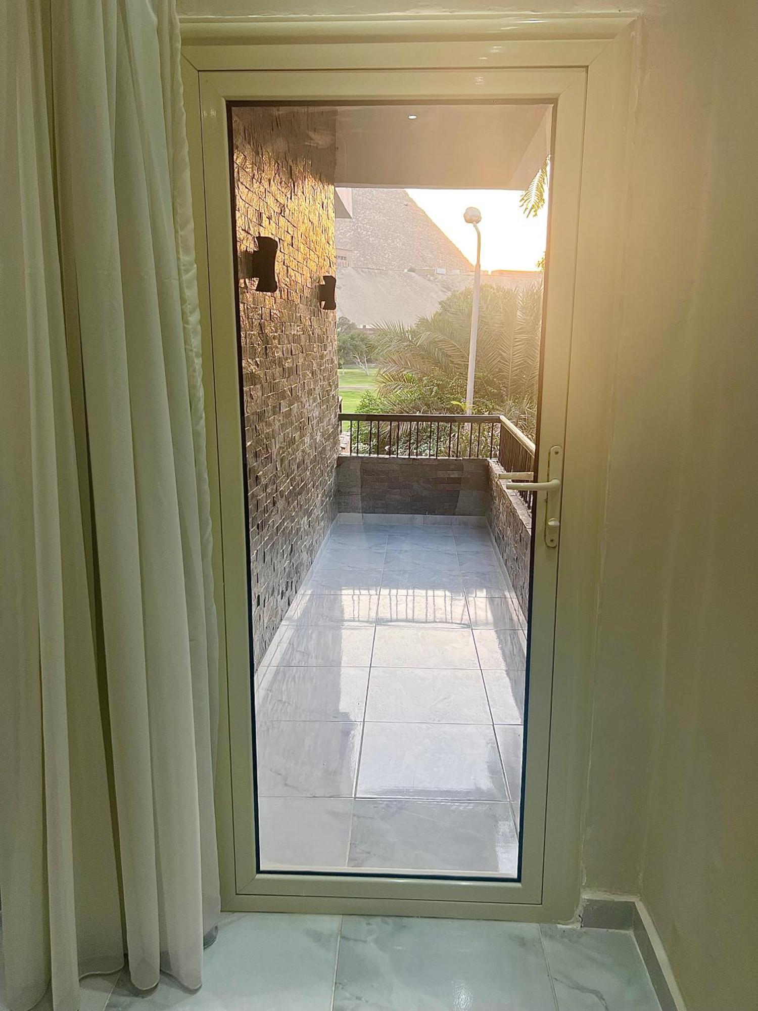 New Glamour Pyramids Hotel Kafret el-Gabal Exteriör bild
