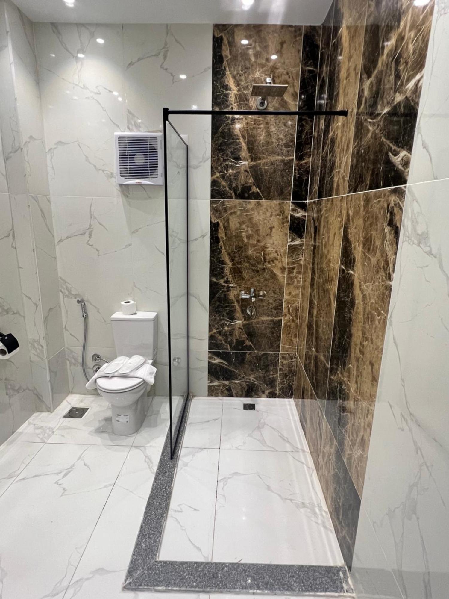 New Glamour Pyramids Hotel Kafret el-Gabal Exteriör bild
