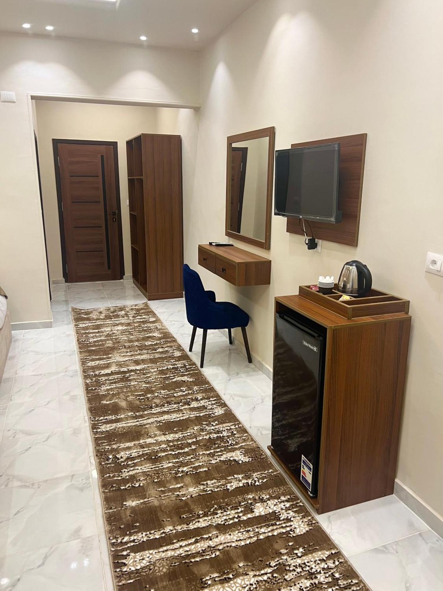 New Glamour Pyramids Hotel Kafret el-Gabal Exteriör bild