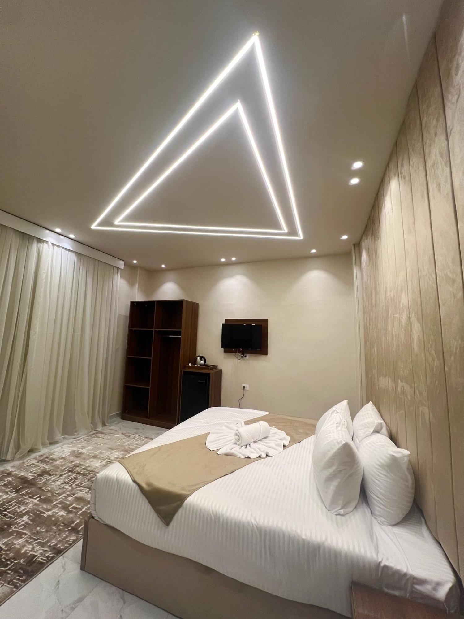 New Glamour Pyramids Hotel Kafret el-Gabal Exteriör bild