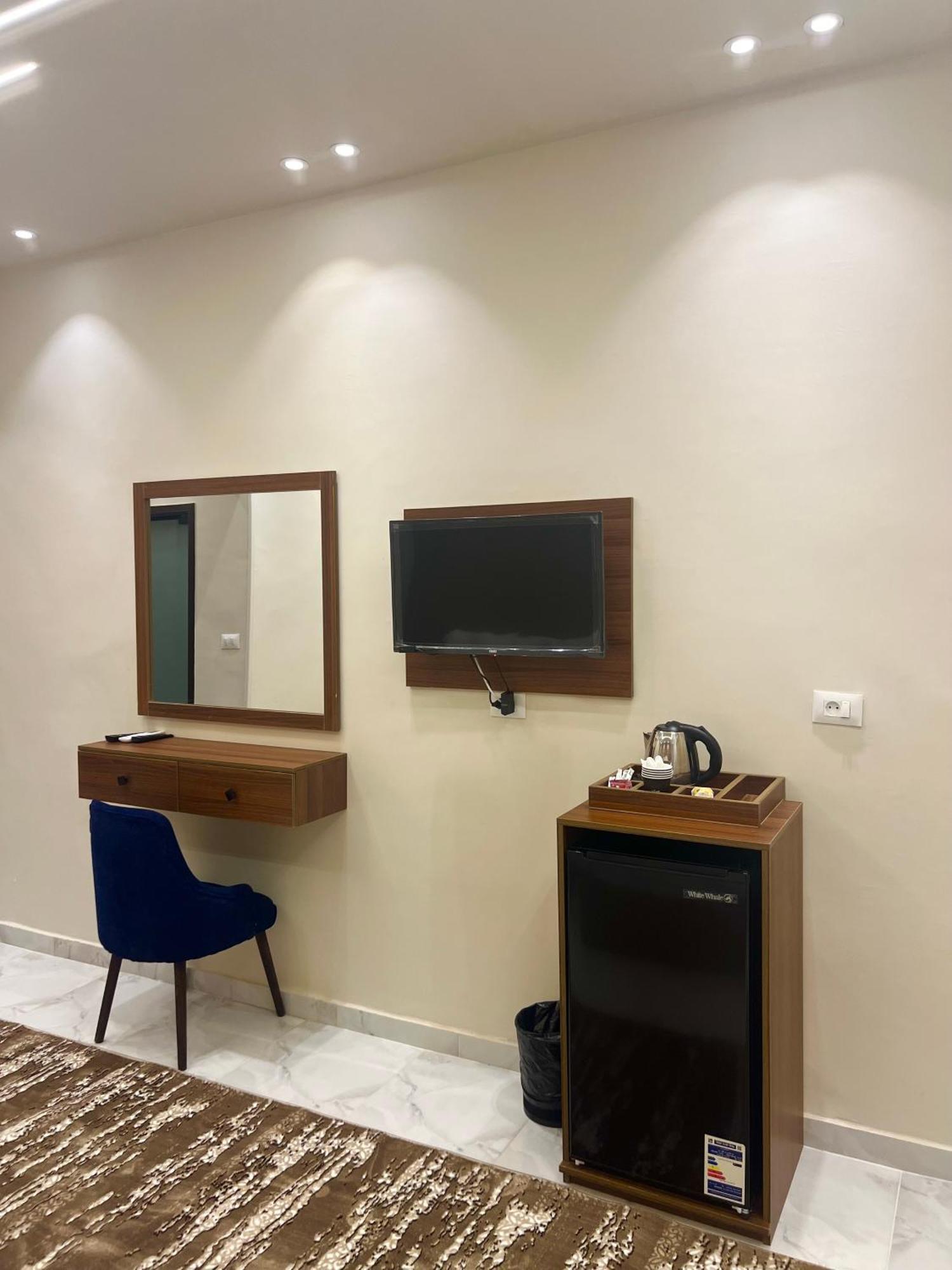 New Glamour Pyramids Hotel Kafret el-Gabal Exteriör bild