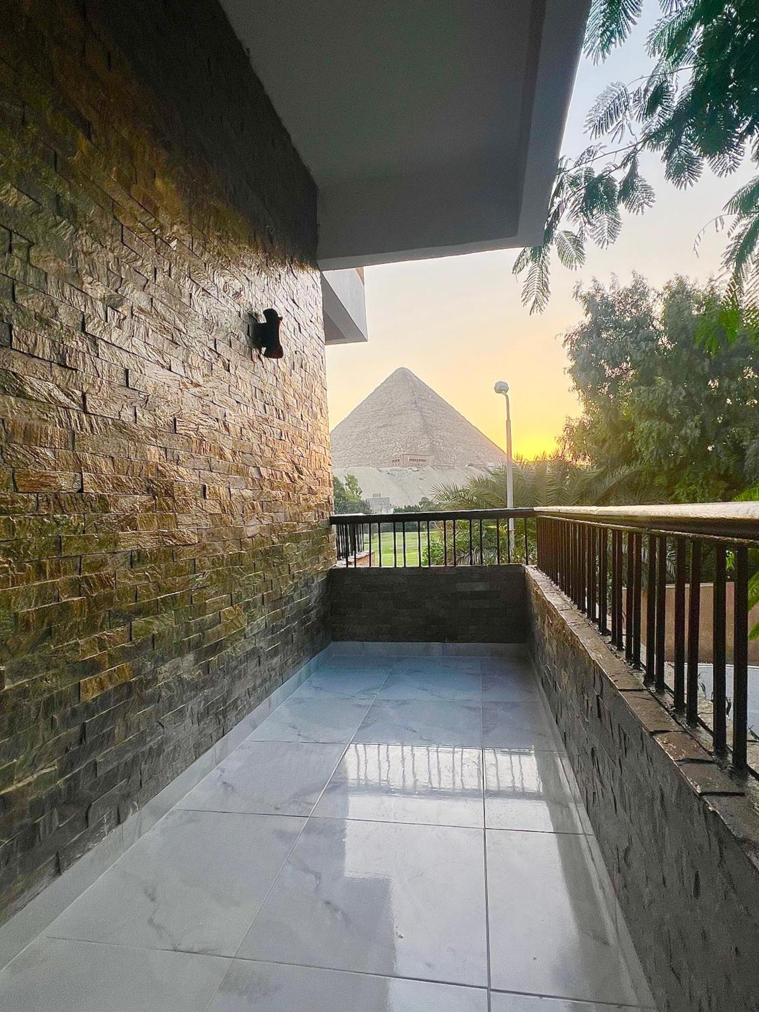 New Glamour Pyramids Hotel Kafret el-Gabal Exteriör bild